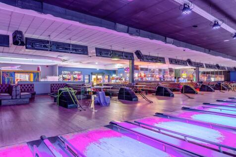 Burnley Bowl, Finsley Gate, Burnley, BB11 2HE