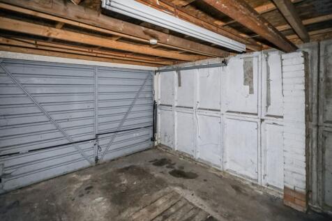 9 Joydon Drive, Chadwell Heath, Romford RM6 4ST