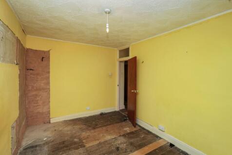 9 Joydon Drive, Chadwell Heath, Romford RM6 4ST