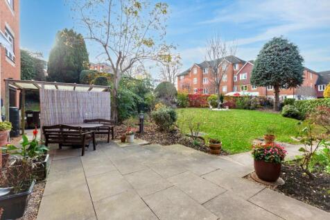 30 Sycamore Court, Aylesbury, Bucks HP19 9SZ