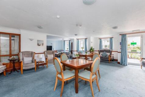 30 Sycamore Court, Aylesbury, Bucks HP19 9SZ