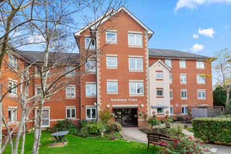 30 Sycamore Court, Aylesbury, Bucks HP19 9SZ