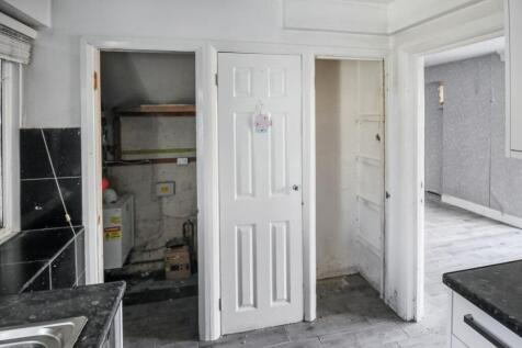 17 Shipley Road, Woodingdean, Brighton, BN2 6TA