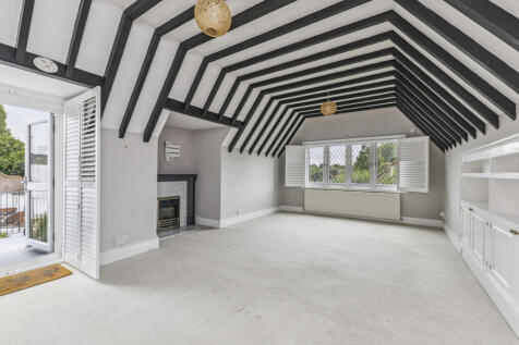 Flat 3, Three Gables, Mill Road, Marlow, Buckinghamshire, SL7 1QB