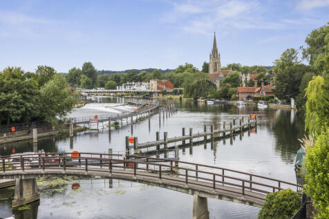 Flat 3, Three Gables, Mill Road, Marlow, Buckinghamshire, SL7 1QB