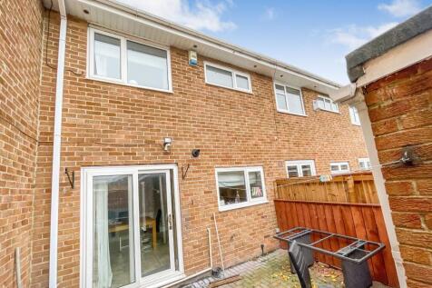 28 Chatton Close, Chester Le Street, County Durham, DH2 3HU