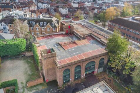 Oxford Square, Oxford Street, Newbury, RG14 1JG