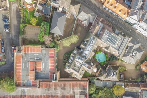 Oxford Square, Oxford Street, Newbury, RG14 1JG