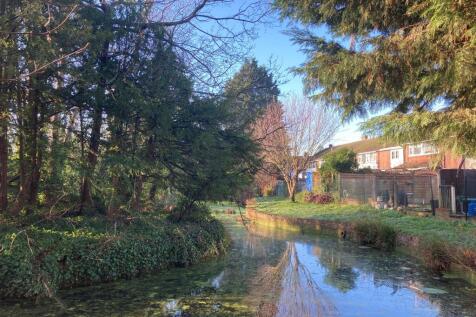 Land On The South Side Of Farm Hill Road Waltham Abbey EN9 1LH