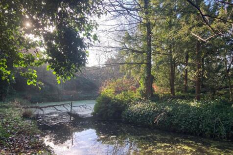 Land On The South Side Of Farm Hill Road Waltham Abbey EN9 1LH