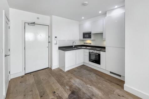 Flat 92 Green Dragon House, 64-70 High Street, Croydon, CR0 1FT