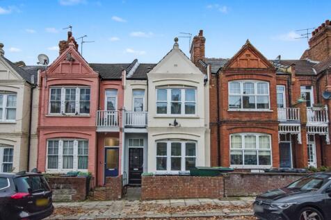 Flat A, 42 Rathcoole Gardens, Hornsey, London, N8 9NB