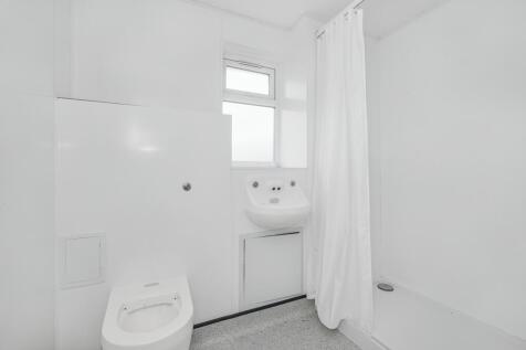 3 The Close, Cockering Road, Canterbury, CT1 3UZ