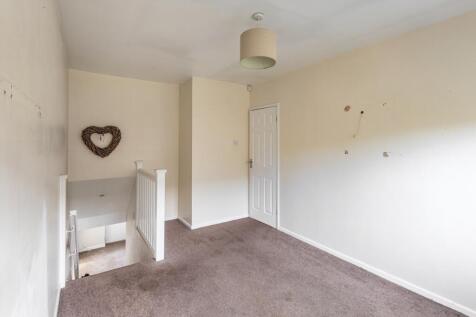 19 Lodge Gate Close, Denholme, Bradford, BD13 4ED