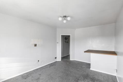 19 Lodge Gate Close, Denholme, Bradford, BD13 4ED