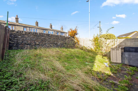 19 Lodge Gate Close, Denholme, Bradford, BD13 4ED
