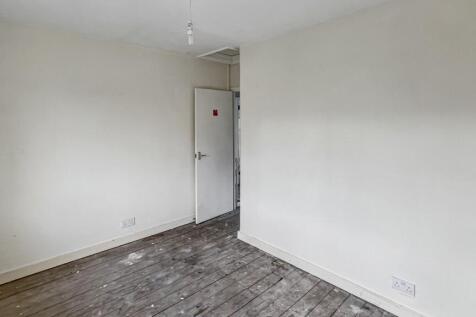 16 Heath Road, Crayford, Dartford, DA1 3NP