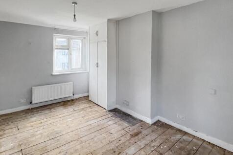 16 Heath Road, Crayford, Dartford, DA1 3NP