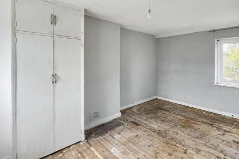 16 Heath Road, Crayford, Dartford, DA1 3NP