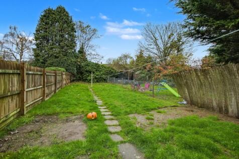 32 Ladbrooke Crescent, Sidcup, DA14 4RT