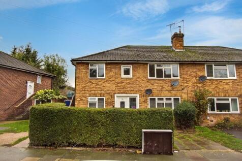 32 Ladbrooke Crescent, Sidcup, DA14 4RT