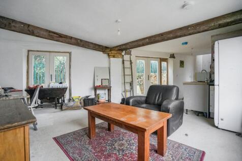 Land adjoining 124b Crofton Road, Peckham, London, SE5 8NA