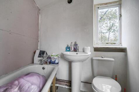 Land adjoining 124b Crofton Road, Peckham, London, SE5 8NA