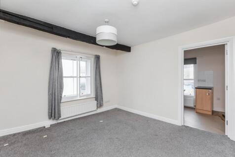 107 High Street, Witney, Oxfordshire, OX28 6HY