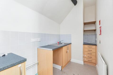 107 High Street, Witney, Oxfordshire, OX28 6HY