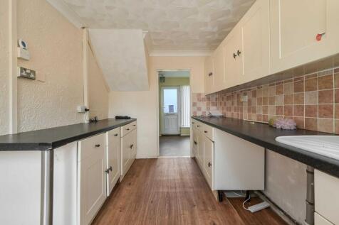 29 Thruxton Road, Havant, Hampshire, PO9 4DG