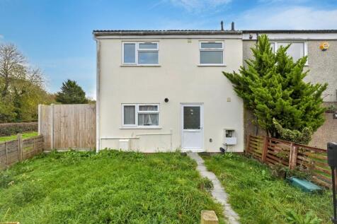 9A Fennells, Harlow, Essex, CM19 4RJ