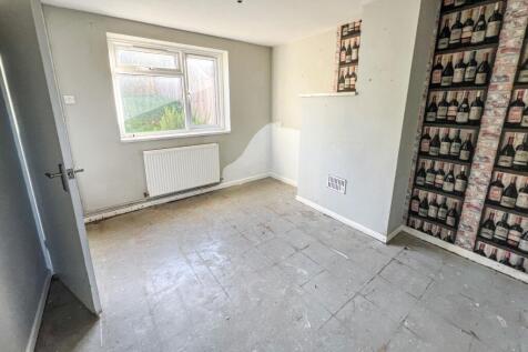 12 Hazelbury Hill, Box, Wiltshire, SN13 8LB