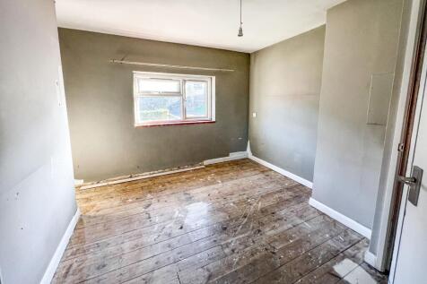 12 Hazelbury Hill, Box, Wiltshire, SN13 8LB