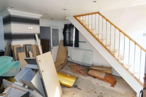 115 Aberdovey Close, Bransholme, Hull, HU7 5DF