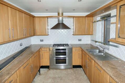 115 Aberdovey Close, Bransholme, Hull, HU7 5DF