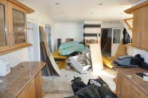 115 Aberdovey Close, Bransholme, Hull, HU7 5DF