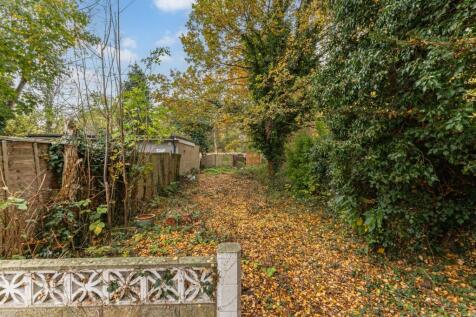 56 Langley Crescent, Harlington, Hayes, UB3 5HN