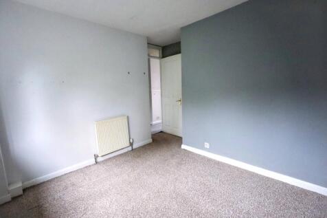 72 Whiteways Grove, Sheffield, South Yorkshire, S4 8FL