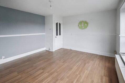 72 Whiteways Grove, Sheffield, South Yorkshire, S4 8FL