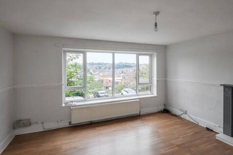 72 Whiteways Grove, Sheffield, South Yorkshire, S4 8FL