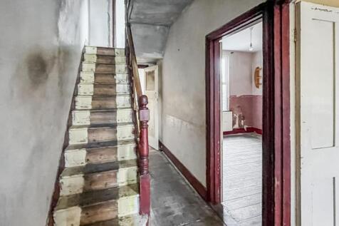 138 Old Road, Dartford, Kent, DA1 4DY