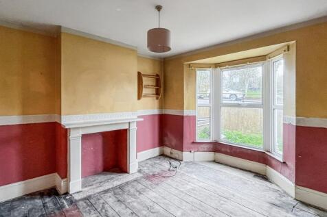 138 Old Road, Dartford, Kent, DA1 4DY