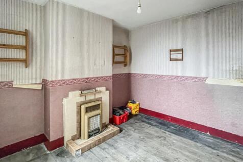 138 Old Road, Dartford, Kent, DA1 4DY