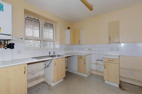 Flat 11 Marden House, Pembury Estate, Hackney, London, E8 1AZ