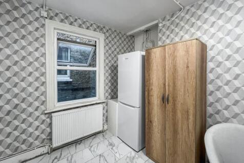 304A High Street, Sutton, Surrey, SM1 1PQ