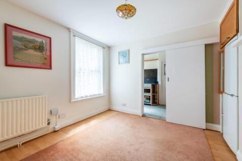 120 Kingston Road, Teddington, TW11 9JA