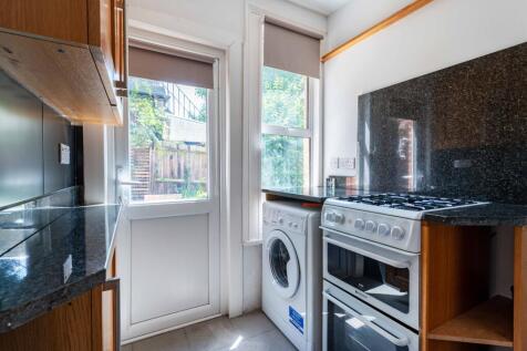 120 Kingston Road, Teddington, TW11 9JA