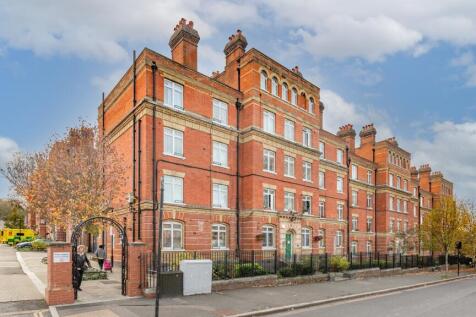 Flat 9, Block A Peabody Estate, Rosendale Road, Herne Hill, London, SE24 9EQ