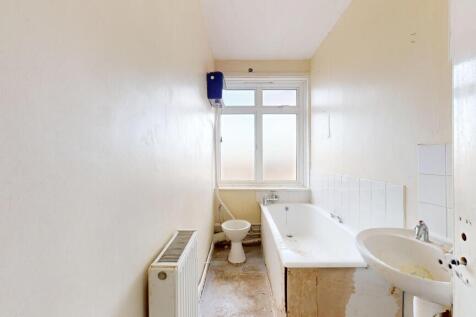 Flat 9, Block A Peabody Estate, Rosendale Road, Herne Hill, London, SE24 9EQ