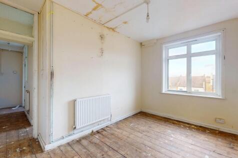 Flat 9, Block A Peabody Estate, Rosendale Road, Herne Hill, London, SE24 9EQ